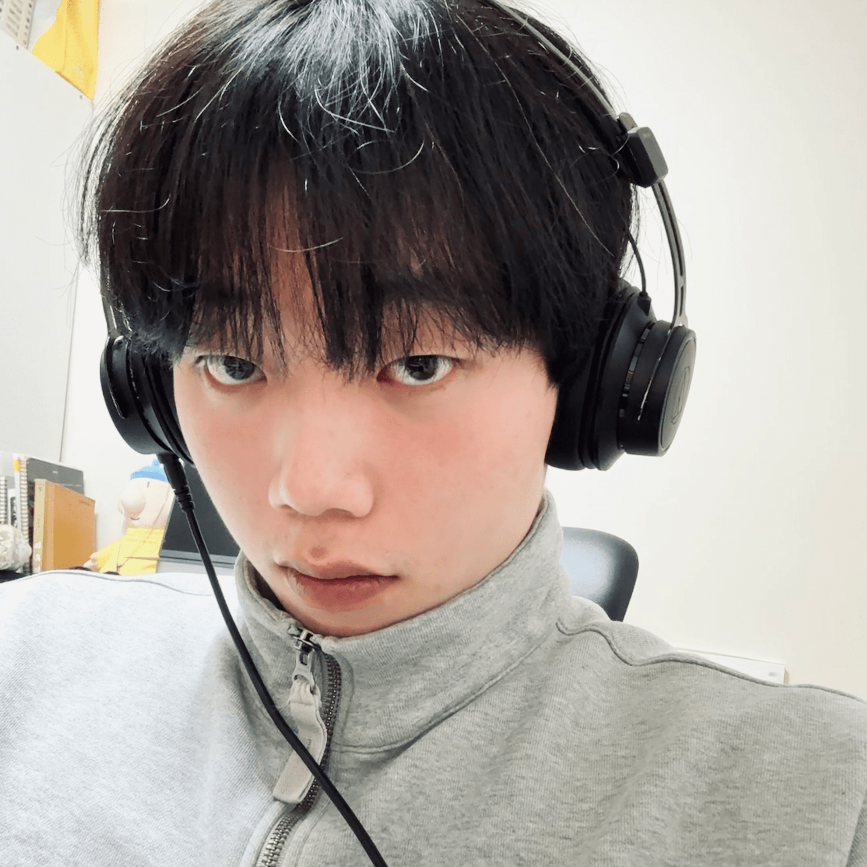 Glitzero - Artist Profile