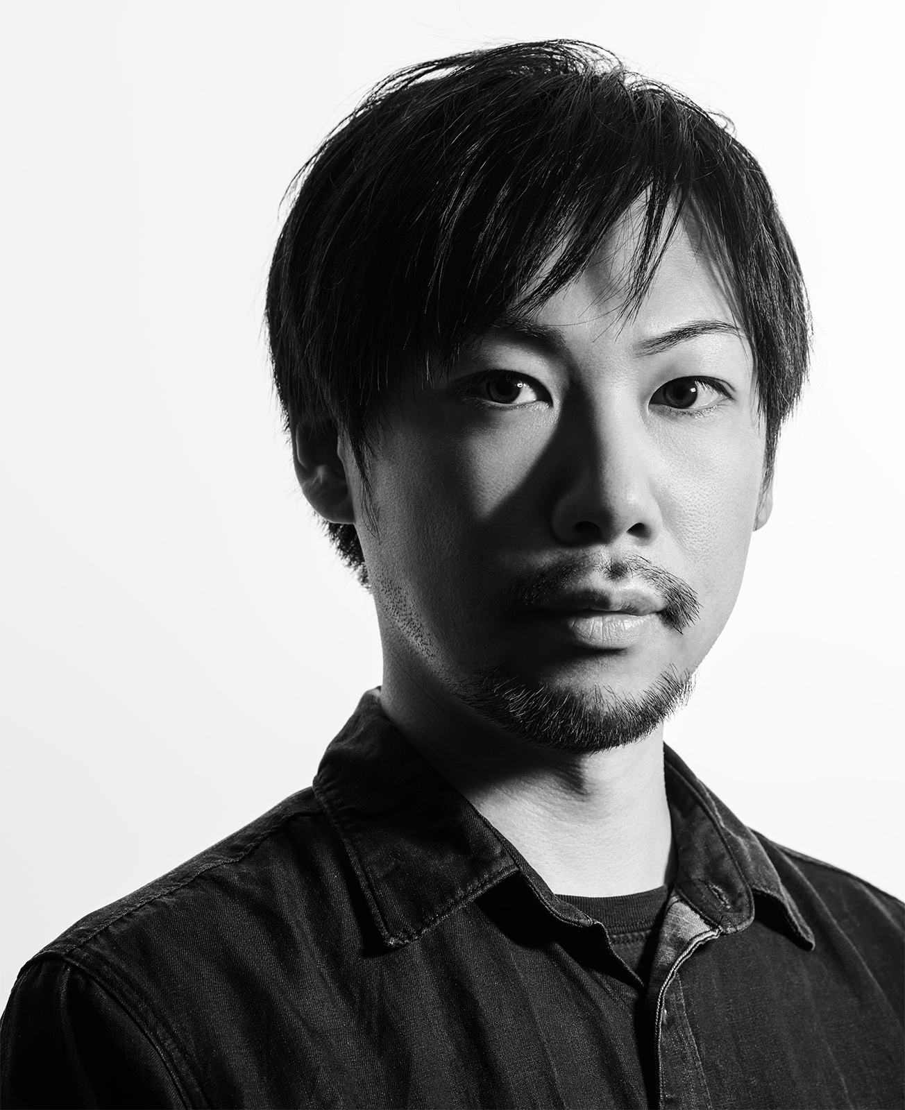 Chikara Aoshima - Artist Profile