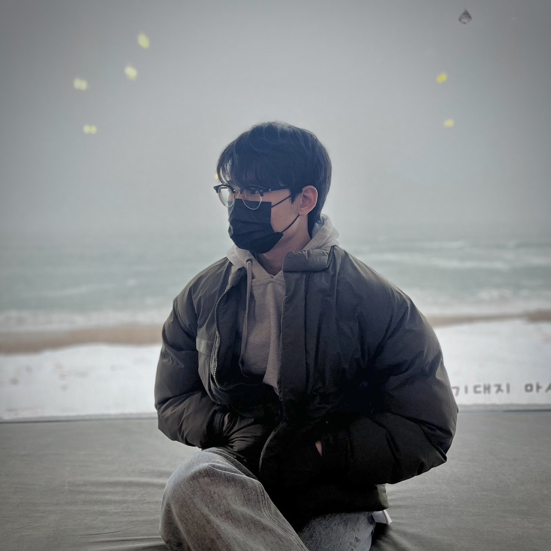 Yong Won - Artist Profile