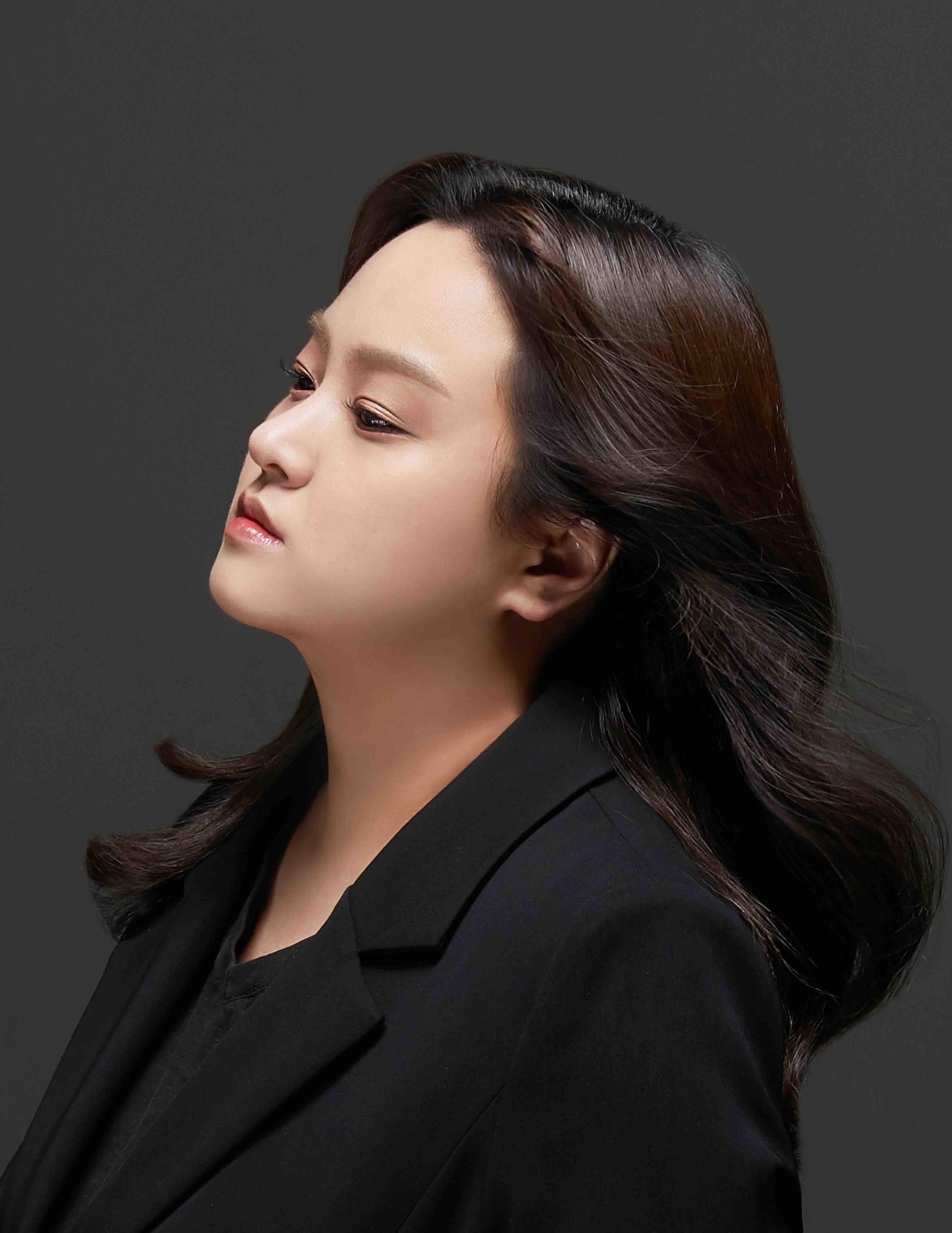 Eunchong Jang  - Artist Profile